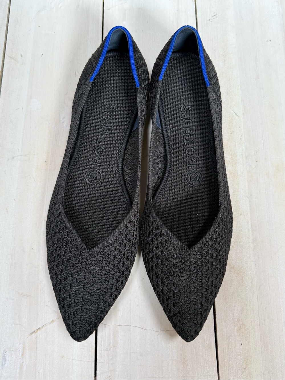 Rothy’s the point Flats Black Size 8
